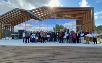 Veinticinco establecimientos del Destino Caminito del Rey reciben el distintivo de Compromiso de Calidad Turística Veinticinco establecimientos del Destino Caminito del Rey reciben el distintivo de Compromiso de Calidad Turística