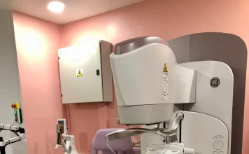 El Hospital de Antequera refuerza su servicio de radiodiagnóstico con un mamógrafo y un ecógrafo nuevos