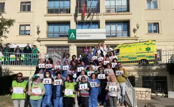 Concentración en el Hospital Regional de Málaga para Exigir Clasificación Correcta del Personal Técnico Sanitario