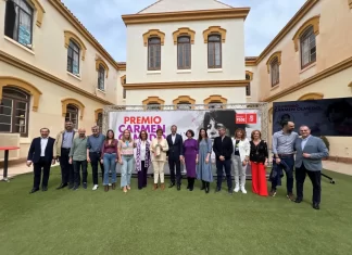 Pérez: «La Málaga pujante le debe mucho a Marisa Bustinduy por su lucha para situar a la provincia como un lugar de referencia» Pérez: "La Málaga pujante le debe mucho a Marisa Bustinduy por su lucha para situar a la provincia como un lugar de referencia"