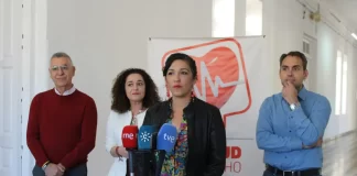 IU exige a Moreno (PP) el reconocimiento laboral de 20.000 técnicos sanitarios para “fortalecer la sanidad pública”