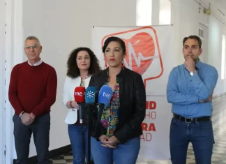 IU exige a Moreno (PP) el reconocimiento laboral de 20.000 técnicos sanitarios para “fortalecer la sanidad pública”