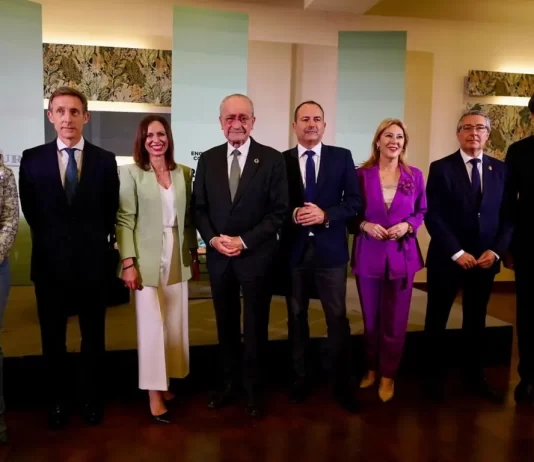 La Junta ya planifica futuras ampliaciones del Metro mientras avanzan las obras hacia el nuevo hospital