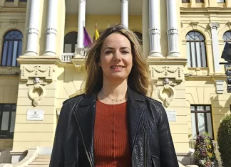 VOX propone en Málaga la devolución de la tasa de ocupación de vía pública a vendedores ambulantes y hosteleros afectados por el mal tiempo en Semana Santa