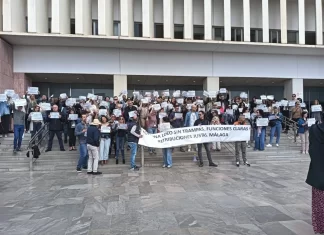 Amplio Seguimiento del Personal de Justicia de Málaga en la Concentración de Protesta Convocada por CCOO y STAJ
