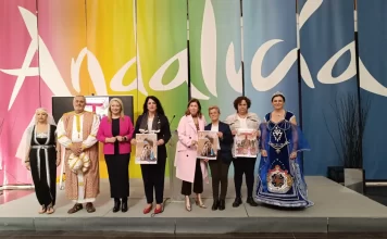 Vélez Málaga recrea en sus calles el hecho histórico del Legado de Reyes el 27 de abril Vélez Málaga recrea en sus calles el hecho histórico del Legado de Reyes el 27 de abril