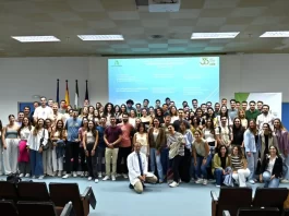 El Hospital Clínico de Málaga organiza un acto de bienvenida para los 75 nuevos residentes de 34 especialidades que inician su formación este año