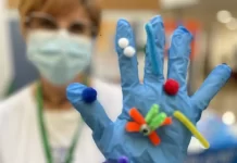 El Hospital Clínico de Málaga organiza actividades encaminadas a concienciar de una correcta higiene de manos