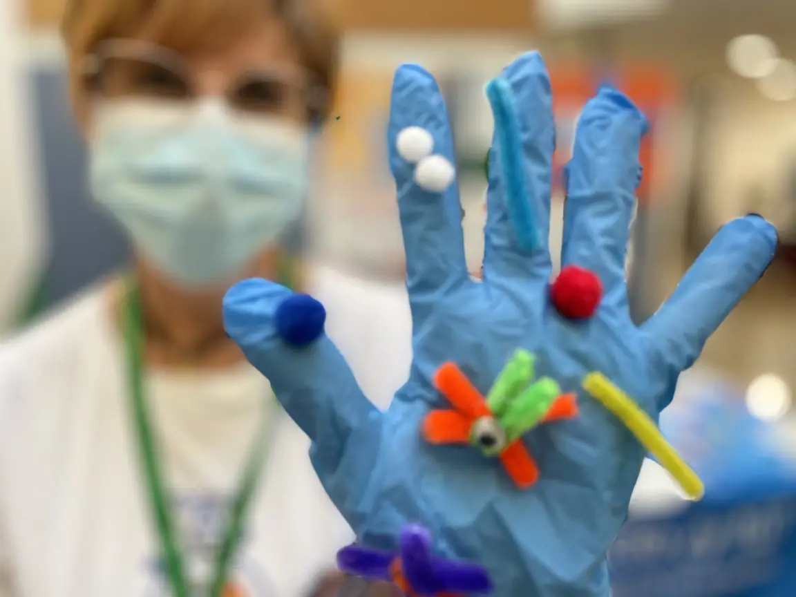 El Hospital Clínico de Málaga organiza actividades encaminadas a concienciar de una correcta higiene de manos