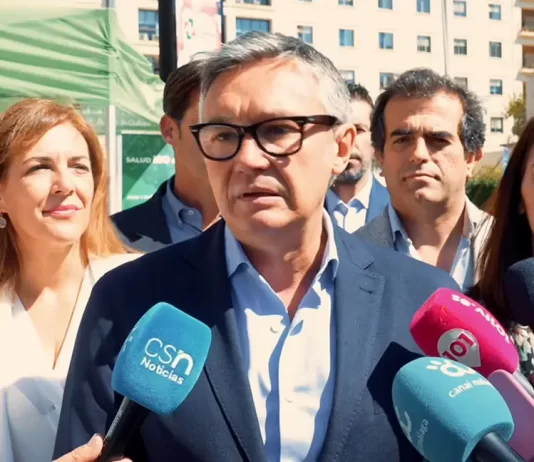 Gavira considera “buena noticia” que los andaluces mayoritariamente rechacen la tasa turística: “Vuelven a dar la razón a VOX y es el camino en el que hay que avanzar”