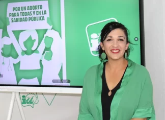 IU exige a la Junta que “cumpla la ley del aborto y deje de financiar a las asociaciones que acosan a las mujeres”