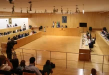 La Diputación aprueba por unanimidad exigir al Gobierno que ejecute la desaladora de la Axarquía