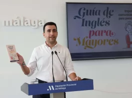 La Diputación crea una guía para facilitar a las personas mayores que se inicien en el aprendizaje de inglés básico