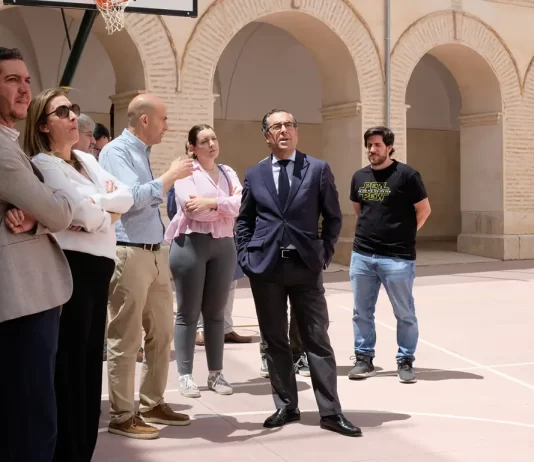 La actuación sobre la cubierta del IES Luis Barahona de Soto permitirá la preservación del edificio y garantizará la seguridad