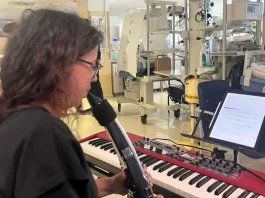 El servicio de Neonatología del Hospital Materno Infantil de Málaga celebra el día de la madre con “Sueños con notas musicales”