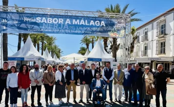 La feria Sabor a Málaga regresa al Balcón de Europa de Nerja junto a 33 productores y una quincena de actividades