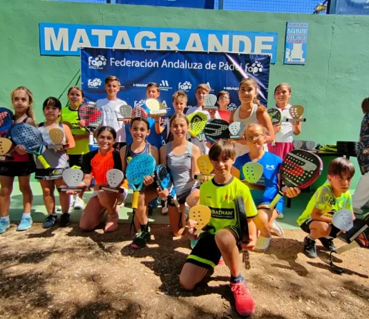 La cantera deja un gran espectáculo de pádel en Antequera