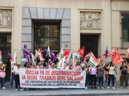 Trabajadores de Limpieza de Hospitales y Centro de Salud de la Provincia se Manifiestan
