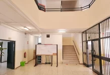 Comienzan las obras para dotar de un ascensor al CEIP Acapulco de Fuengirola por más de 107.000 euros