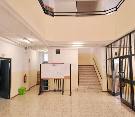Comienzan las obras para dotar de un ascensor al CEIP Acapulco de Fuengirola por más de 107.000 euros