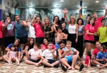 Loles López visita el campamento inclusivo de Alhaurín de la Torre, pionero en Andalucía