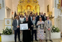 La Procesión de la Virgen del Carmen de La Carihuela recibe el título de Fiesta de Singularidad Turística de la Diputación