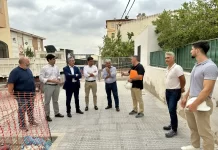 Las obras de mejora de la calle Bartolomé Abelenda, en Coín, cofinanciadas por la Diputación, afrontan su recta final
