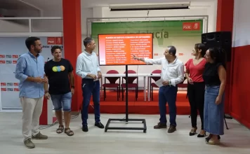 EL PSOE denuncia el ‘tijeretazo’ de la Junta de Andalucía a los planes de empleo en Málaga