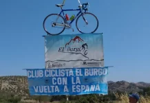 El Burgo se vuelca con La Vuelta Ciclista a España a su paso por la localidad Malagueña