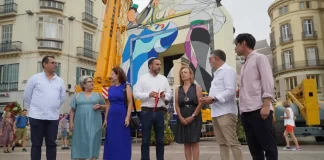 Pérez afirma que “la feria del centro ha perdido su esencia familiar” por la “decadencia promovida por el Partido Popular”