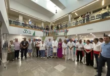 El Hospital Clínico de Málaga recibe la visita del alcalde Francisco de la Torre