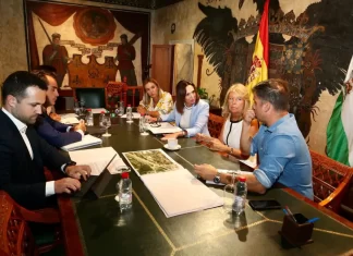 Junta y Ayuntamiento firmarán a final de año el convenio del intercambiador de San Pedro de Alcántara