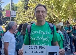 La Educación está en S.O.S. La Educación está en S.O.S. por Nuria Suárez Hernández – Portavoz de Recortes Cero