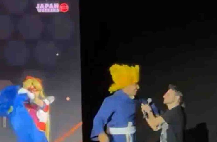 Denuncian al creador de contenido Erra Al Aslani por irrumpir en la Japan Weekend