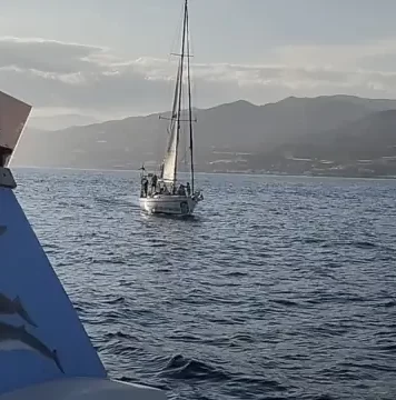 El diosa Maat y las rosas en el mar El diosa Maat y las rosas en el mar Por Moisés S. Palmero Aranda, Educador ambiental