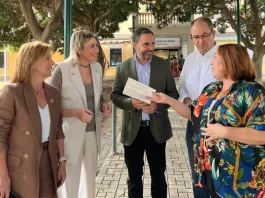 El PSOE denuncia que la Junta está dejando a miles de malagueños sin citas de médico de familia El PSOE denuncia que la Junta está dejando a miles de malagueños sin citas de médico de familia