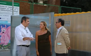 Visita de Educación y Fomento a centros educativos en la zona de ampliación del Metro de Málaga Visita de Educación y Fomento a centros educativos en la zona de ampliación del Metro de Málaga