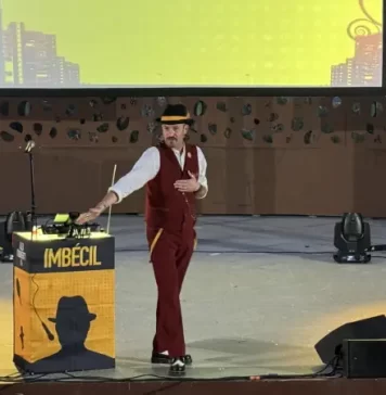 Éxito rotundo de Alex O'Dogherty en El Portón con su espectáculo 'Imbécil'
