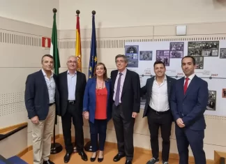 El Hospital de Antequera y la Asociación Andaluza de Cirujanos organizan unas jornadas quirúrgicas sobre cirugía endoscópica de la pared abdominal El Hospital de Antequera y la Asociación Andaluza de Cirujanos organizan unas jornadas quirúrgicas sobre cirugía endoscópica de la pared abdominal