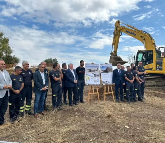 Empiezan las obras del parque de bomberos de Álora-Pizarra, que contará con un dispositivo para rescate en montaña Empiezan las obras del parque de bomberos de Álora-Pizarra, que contará con un dispositivo para rescate en montaña