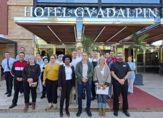 IU solicita que se “blinden” las plazas hoteleras frente a los negocios especulativos