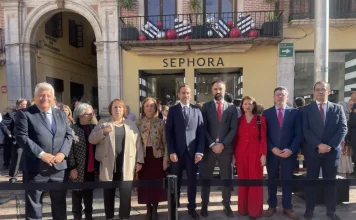 Pérez destaca los logros de la Constitución y urge a abordar el problema de la vivienda en Málaga