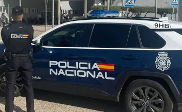 Muere un trabajador tras precipitarse desde un tejado en Arroyo de la Miel, Benalmádena