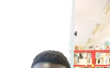 entrevista al alumno Ba Mor de 4 de Eso de Senegal de Atal en el IES Valle del azahar de Estación de Cártama