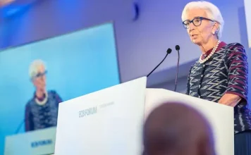 Cuando Europa está que arde, ¿a quién sirve Lagarde?