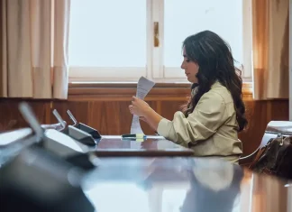 VOX lamenta que los pescadores malagueños pierdan días de pesca mientras el Senado rechaza su iniciativa para evitarlo