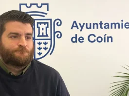 VOX anuncia en Coín una campaña en defensa de los animales y los veterinarios tras lograr el respaldo del Pleno a su moción