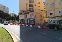 Corte provisional del tráfico en la glorieta de Las Chapas por las obras del Metro de Málaga