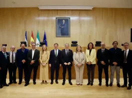 Recepción en la Diputación a autoridades de Burgos y de la Archicofradía de la Sangre