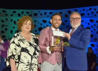 Juan Antonio Morales gana el XXI Certamen Torre de Coplas ‘Marifé de Triana’
